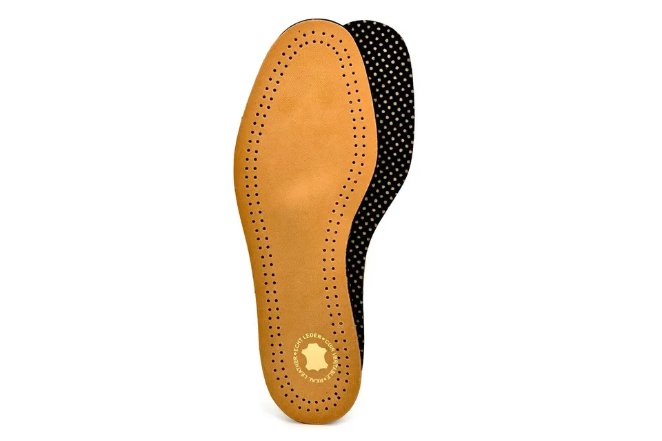 ringelspitz-ortho-fu-bett-aus-schafleder-leicht-rutschsicher image 1