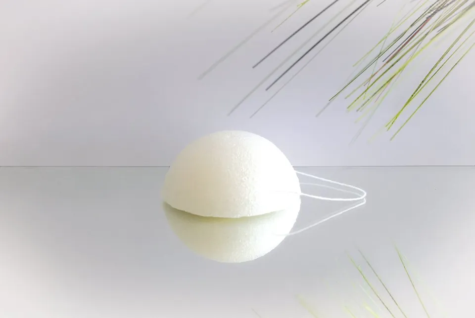 nawemo-konjac-schwamm-kollagen-gesichtspeeling image 1
