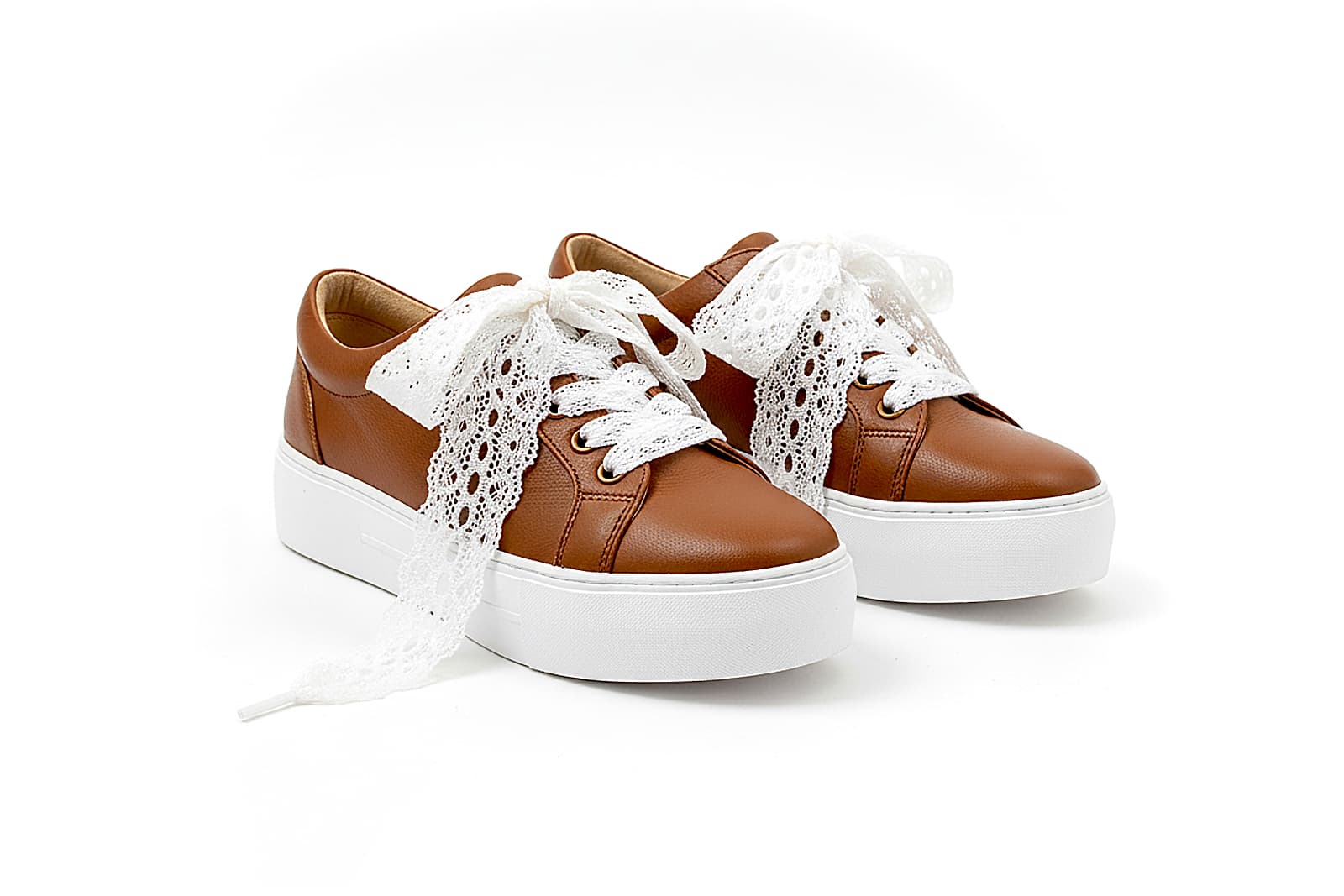 ringelspitz-wei-e-spitzen-schn-rsenkel-flach-2-5-cm-f-r-sneaker image 4