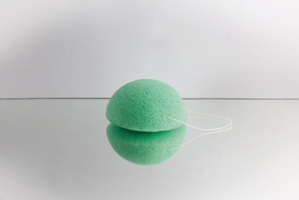 nawemo-konjac-schwamm-men-pfefferminze-f-r-m-nnerhaut image 1