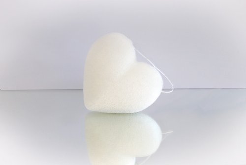 nawemo-konjac-schwamm-pur-herzform-f-r-alle-hauttypen image 3